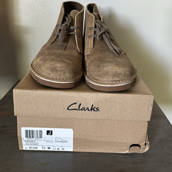 clarks bushacre 2 taupe